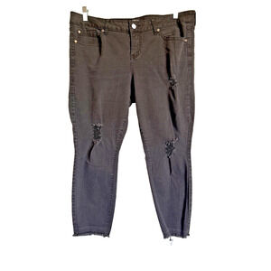 Torrid Denim Jeans‎ Women's Sz 16R Black Distressed Ankle Raw Hem Plus Size